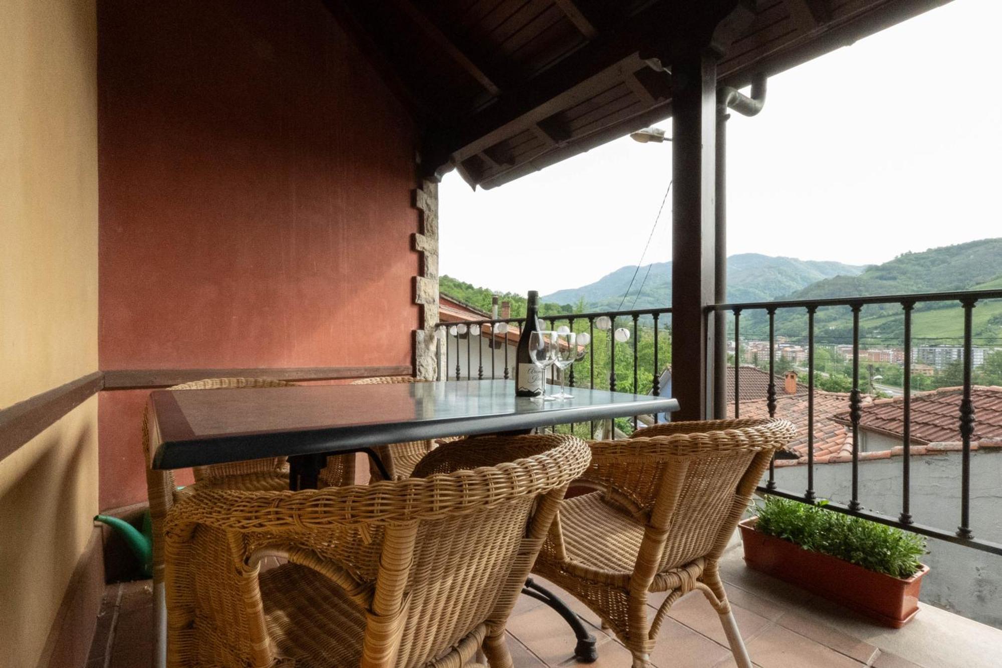 Apartamentos Rurales San Feliz Пола-де-Лена Екстер'єр фото