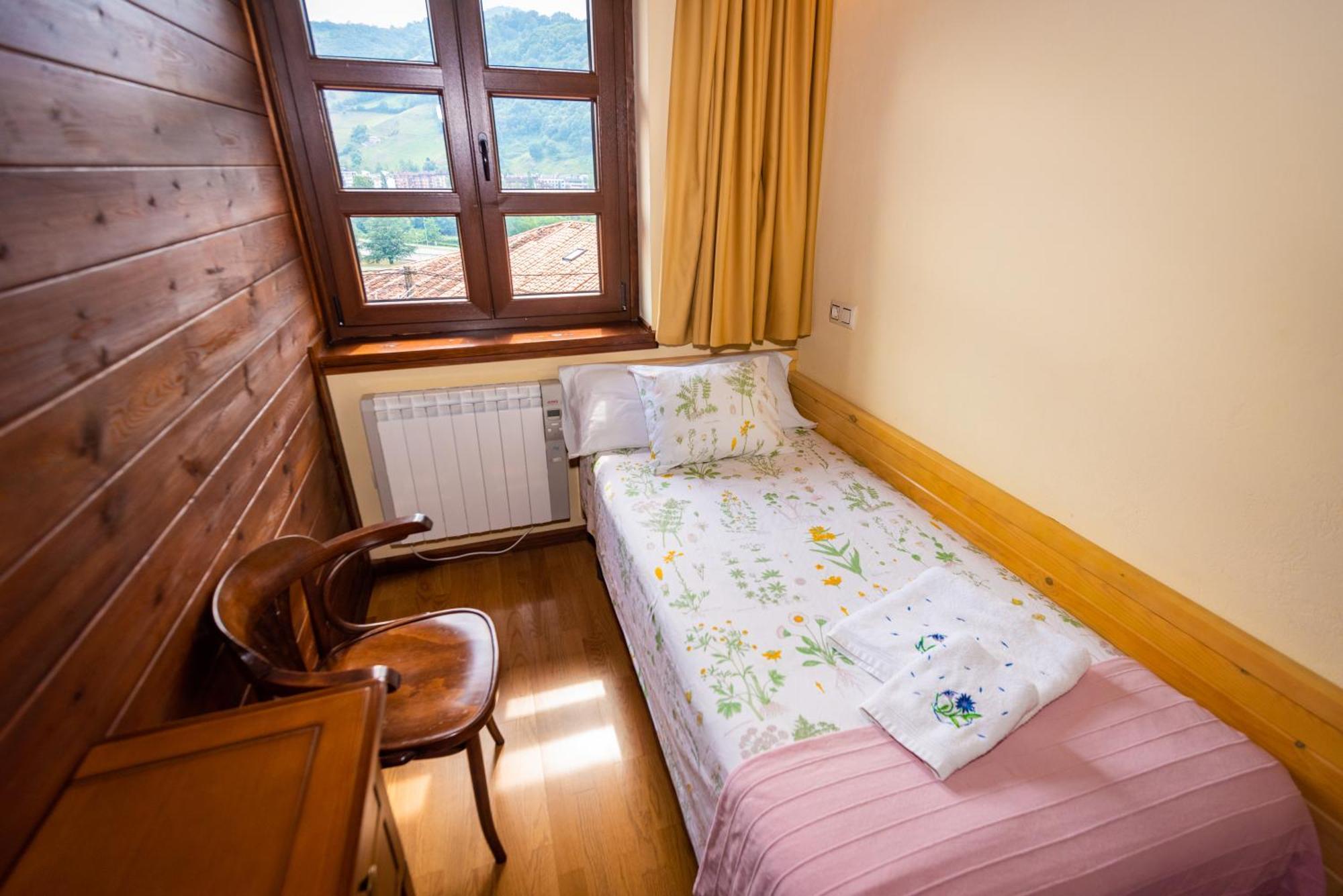 Apartamentos Rurales San Feliz Пола-де-Лена Екстер'єр фото